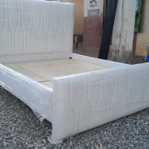 Bed 4 by 6